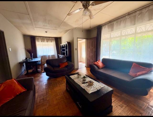 3 BEDROOM HOUSE FOR SALE IN VANDERBIJLPARK CW 3
